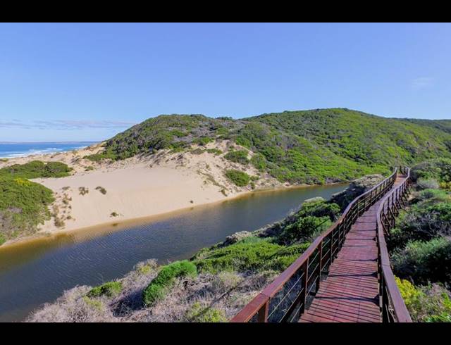 LAND FOR SALE IN MOQUINI COASTAL ESTATE